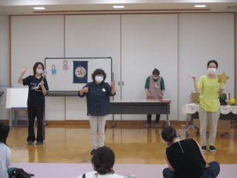 手話を使ってキラキラ星を歌ったよ。