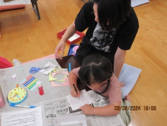 ３歳の幼児さんも頑張ってます。